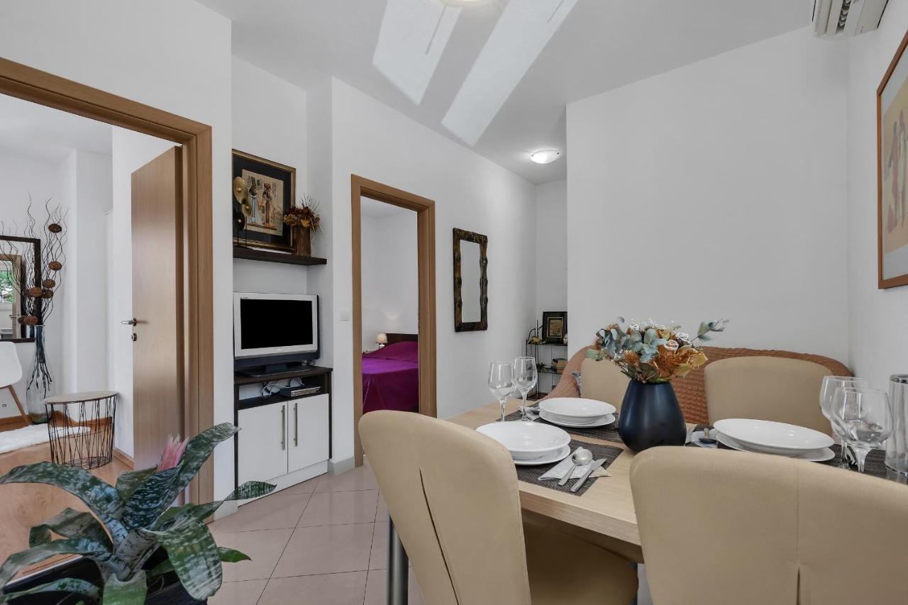 Marinero Apartment Макарска Екстериор снимка