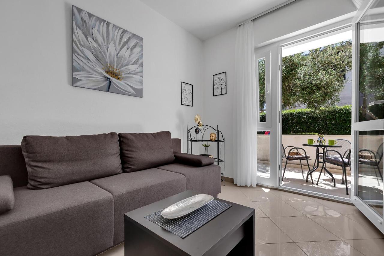 Marinero Apartment Макарска Екстериор снимка