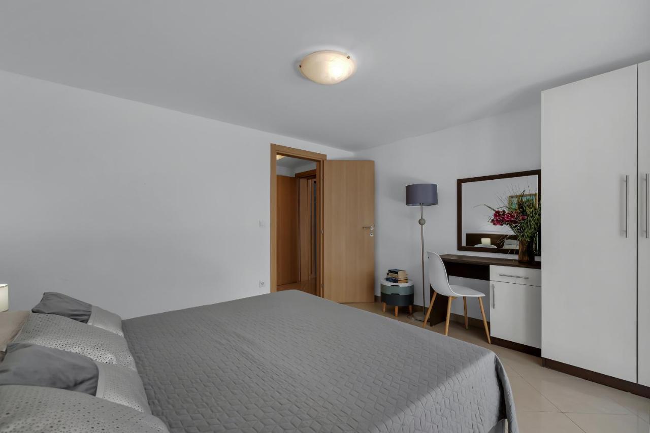 Marinero Apartment Макарска Екстериор снимка