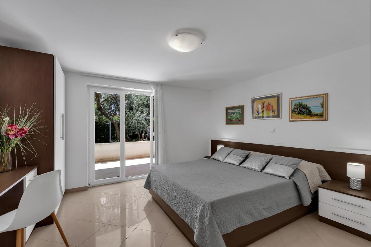 Marinero Apartment Макарска Екстериор снимка