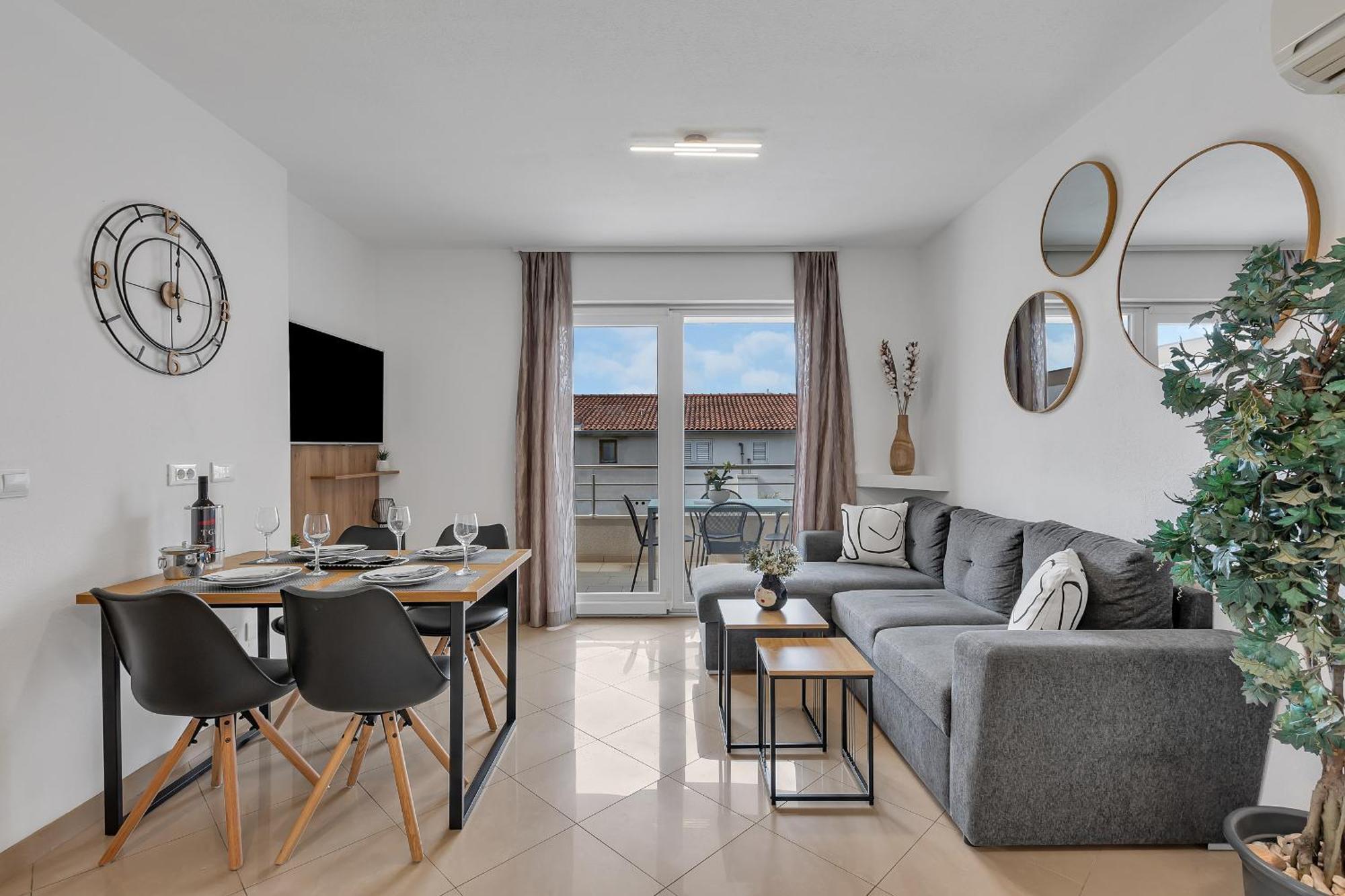 Marinero Apartment Макарска Екстериор снимка